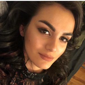 Meet your Posher, Sanaz